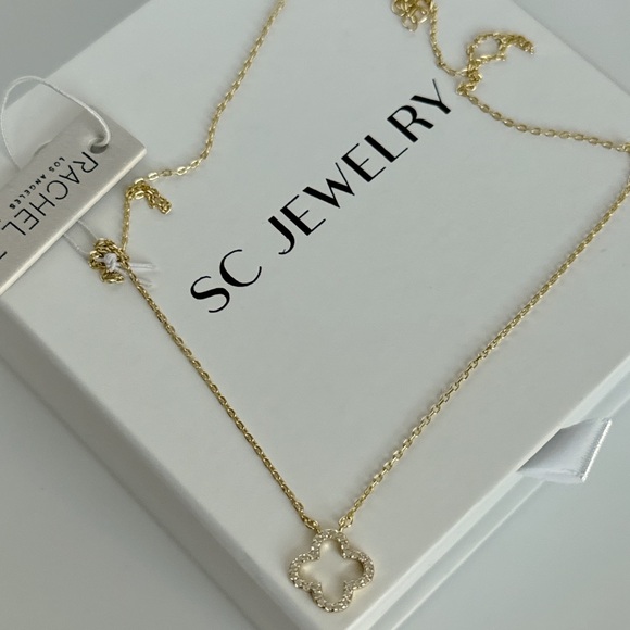 Rachel Zoe Clover Necklace 14k Gold Plated Cubic Zirconia - Picture 3 of 4